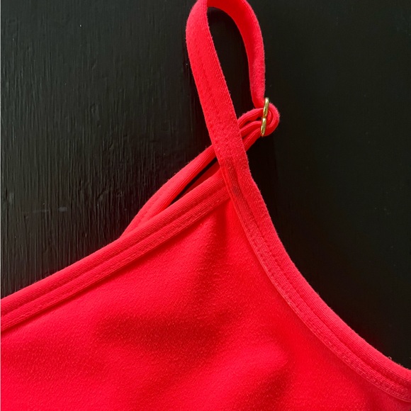 UPF 50+ Luxletic Scallop Tank and Bike Short Matching Set, Size Medium - Picture 14 of 14